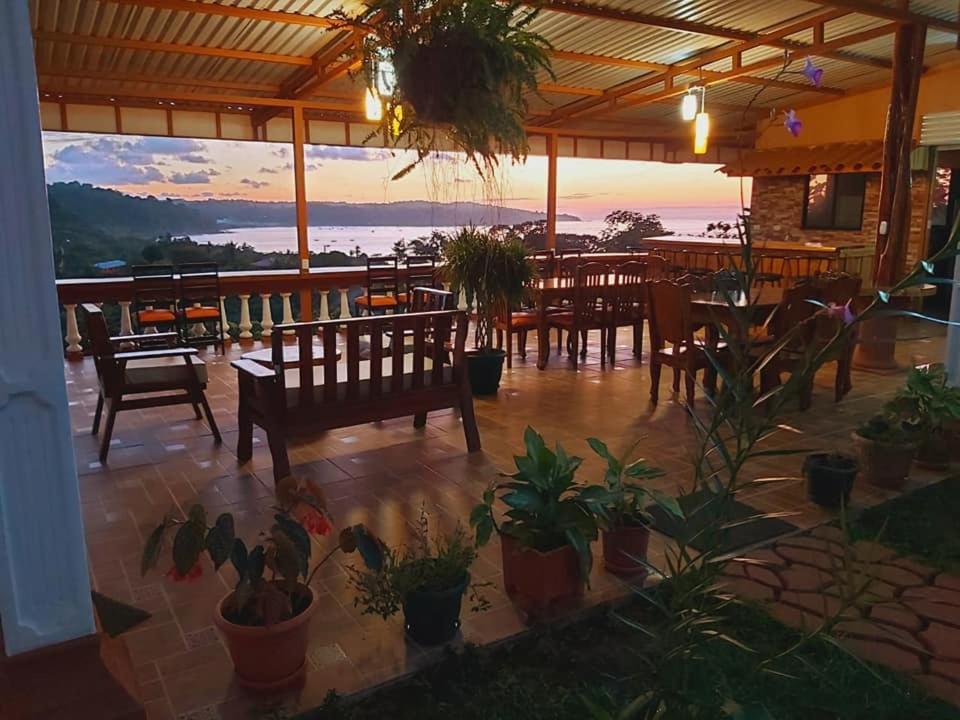Cabinas Manolo Drake Bay, Ocean And Forest View 외부 사진